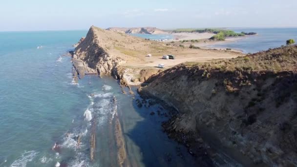 阿尔巴尼亚弗洛尔 Zvernec Porto Novo Beach Air Drone View Rocky Coastline — 图库视频影像