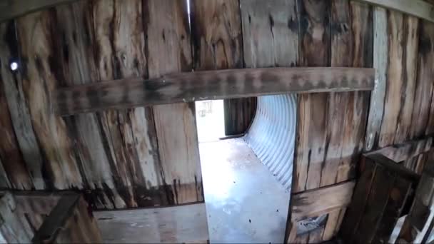 Spooky Perspective Creepy Farm Interior Open Doorway Leads Tunnel Slow — Stock Video