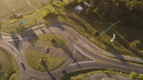 Uma Visão Pássaro Drone Uma Rotunda Uma Cidade Uruguai — Vídeo de Stock