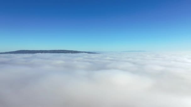 Bomullsliknande Moln Med Blå Himmel Dagen Antenn — Stockvideo