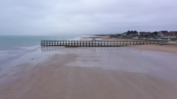 Drone Tiro Praia Luc Sur Mer Normandy Com Uma Vista — Vídeo de Stock