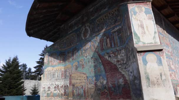 Frescoed Exterior Voronet Monastery Suceava Romania Static Shot — Stock Video