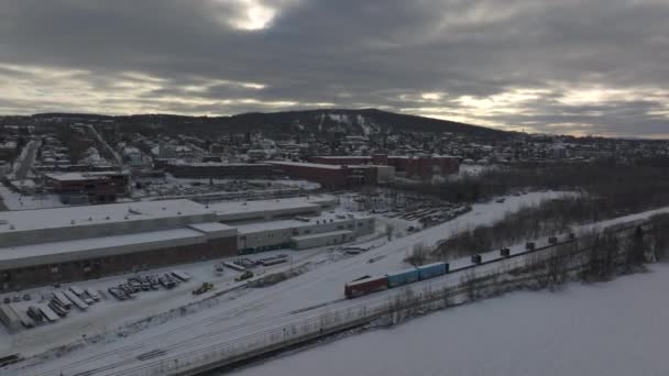 Χιονισμένα Κτίρια Κατά Διάρκεια Της Χειμερινής Περιόδου Στο Sherbrooke City — Αρχείο Βίντεο