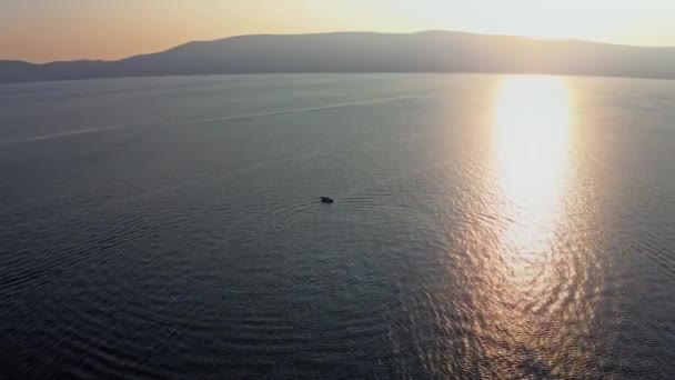 Drone Aérien Bateau Vitesse Dérivant Sur Océan — Video