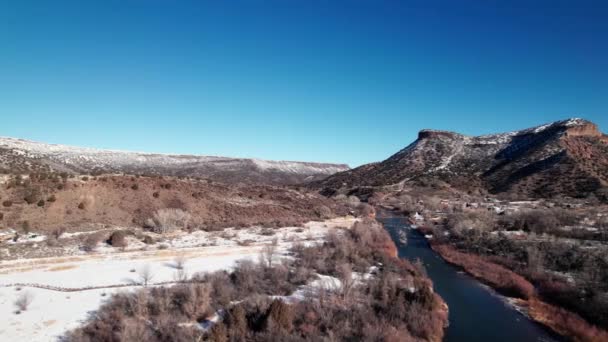 Drone Aerial Shot Rushing River Snowy Desert New Mexico — Stock Video