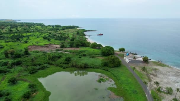 Vista Aérea Para Naufrágio Costa África Aproximando Drone Shot — Vídeo de Stock