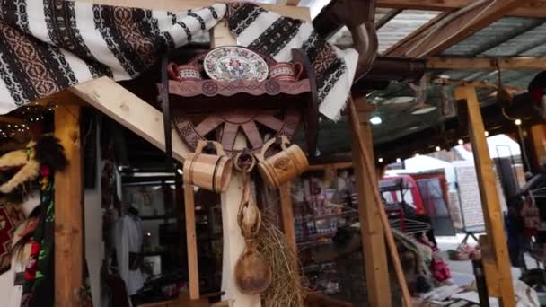 Accessories Souvenir Item Tradisional Wooden Bucovina Rumania Ditahan Tangan — Stok Video