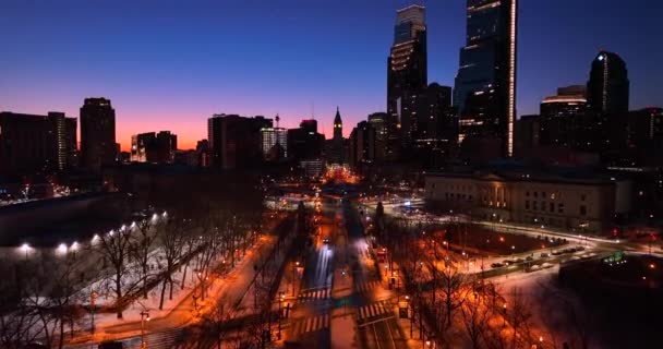 Philadelphia City Ben Hajnalban Napkelte Ben Franklin Parkway Felett Téli — Stock videók