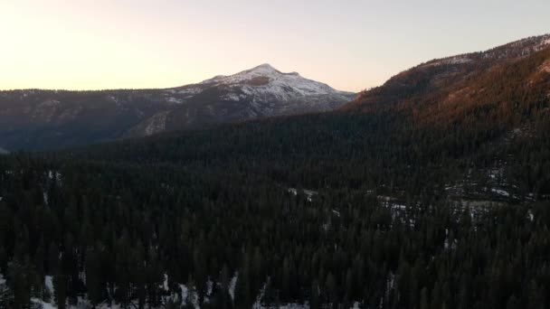 Drone Fly Golden Hour Sierra Nevada Mountian Aerial — Stock video