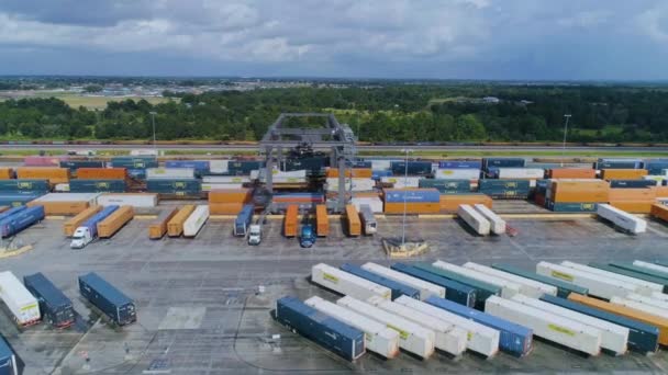 Drone Video Tåg Och Lastbilar Csx Intermodal Train Yard Winter — Stockvideo