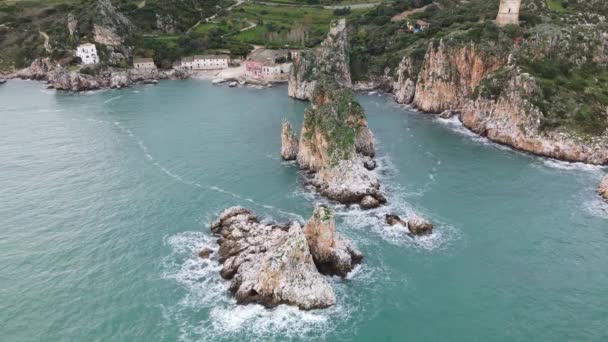 Rocas Scopello Sicilia Faraglioni Drone — Vídeos de Stock