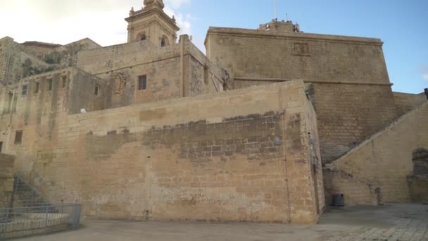Het Onthullen Van Een Majestueus Uitzicht Kerk Andere Gebouwen Cittadella — Stockvideo