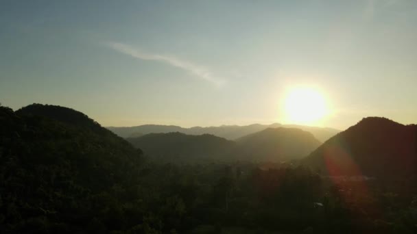Reverse Aerial Footage Khao Yai National Park Captured Distance Park — Stock Video