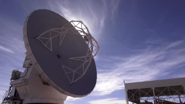 サンペドロ アタカマ2014年5月29日チリ北部のサンペドロ アタカマにあるアルマ望遠鏡 — ストック動画