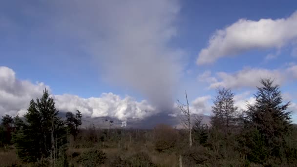 Wulkan Calbuco Uwalniający Popiół Erupcji Ensenadzie Puerto Montt Chile — Wideo stockowe