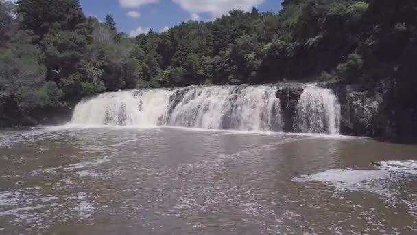 Zoom Aérien Wharepuke Tombe Nouvelle Zélande Angle Bas Dlog Couleur — Video