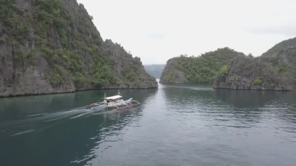 Aereo Barca Isole Rocciose Palawan — Video Stock