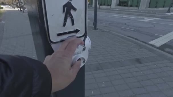 Pressing Traffic Light Button Cross — Stock Video