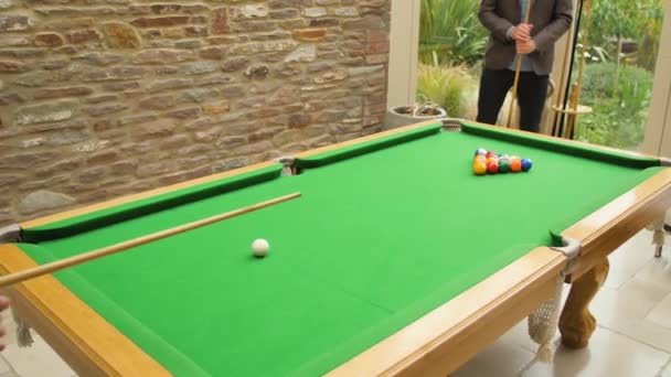 Video Breaking Pool Balls — Stock Video