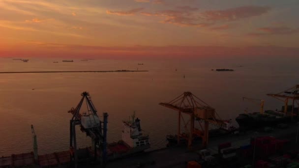 Tava Aeriană Portului Makassar Shipping Port Sunset — Videoclip de stoc