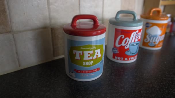 一小口茶 咖啡和糖罐 — 图库视频影像