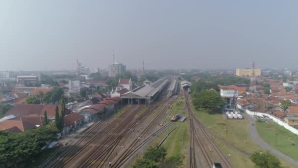 First View Cirebon Train Station Diesel Locomotive Engine Haul Passenger — 비디오