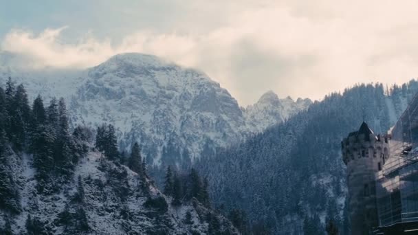 Recorte Del Aire Libre Castillo Medieval Los Alpes Cielo Despejado — Vídeos de Stock