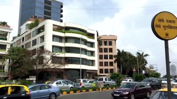 Mumbai Företag Byggnader Och Upptagen Väg Gatuvy Ärter — Stockvideo