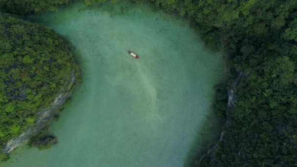 Hong Island Lagoon Regionie Krabi Tajlandia Łodzi Widok Ptaki Niesamowity — Wideo stockowe