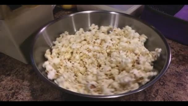 Popcorn Som Tillverkas Varmluftsmaskin — Stockvideo