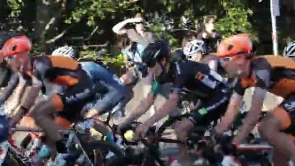 Tour Delta Roczny Konkurencyjny Wyścig Rowerów Drogowych Ladner Udziałem Setek — Wideo stockowe