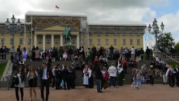 Festa Nazionale Della Norvegia Bella Processione Vestito Tradizionale Felici Gioiosi — Video Stock