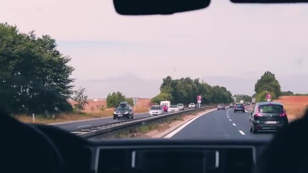 Дорозі Додому Від Нової Покупки Знаходимо Автомагістраль Багато Машин Показують — стокове відео