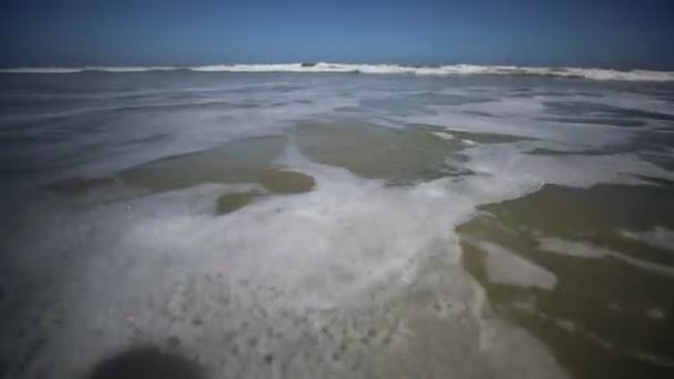 Wellen Kommen Auf Dich — Stockvideo