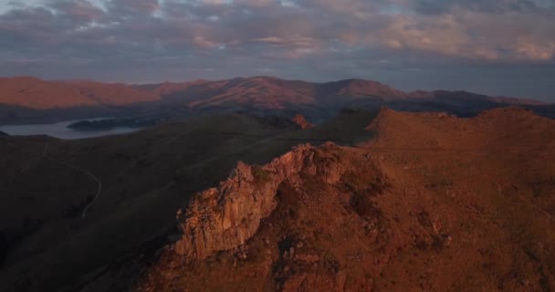 Epische Luchtbeelden Boven Port Hills Christchurch Nieuw Zeeland — Stockvideo