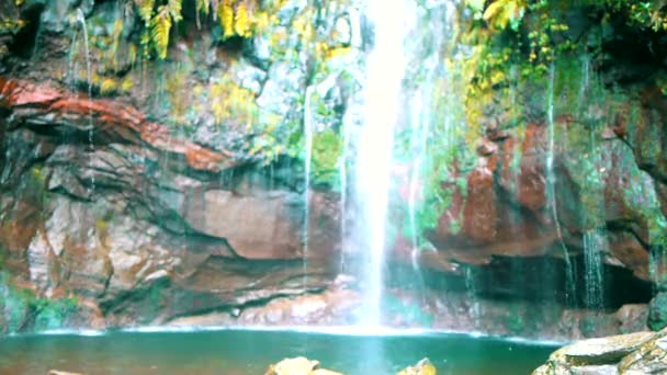 Pokojowe Wspaniałe Wodospady Pustyni — Wideo stockowe