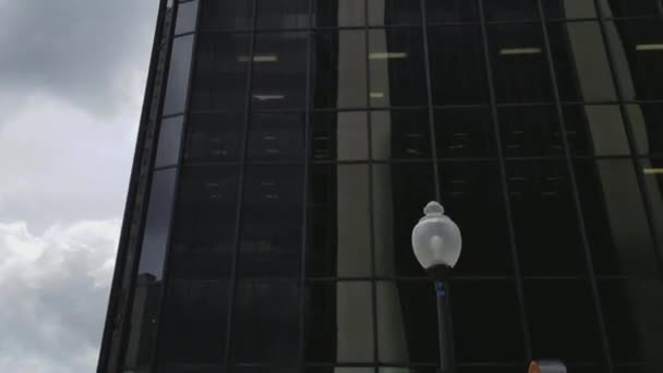 Hacia Arriba Pan Edificio Centro Charlotte — Vídeo de stock