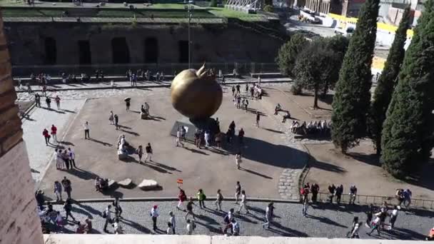 Roma Kolezyumu Nun Dışındaki Nar Heykelinin Zaman Aşımı Yaz Günü — Stok video