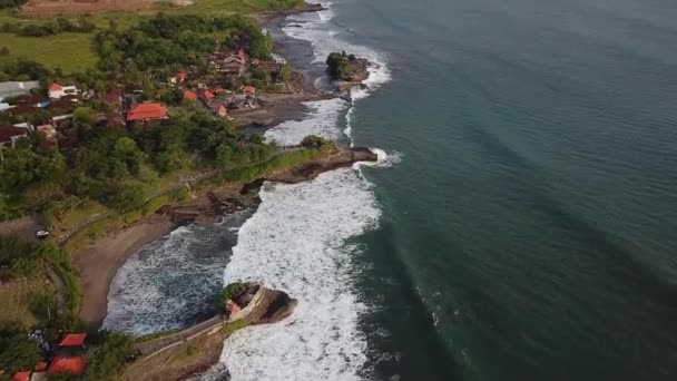 Letecké Záběry Chrámu Pobřeží Uluwatu — Stock video