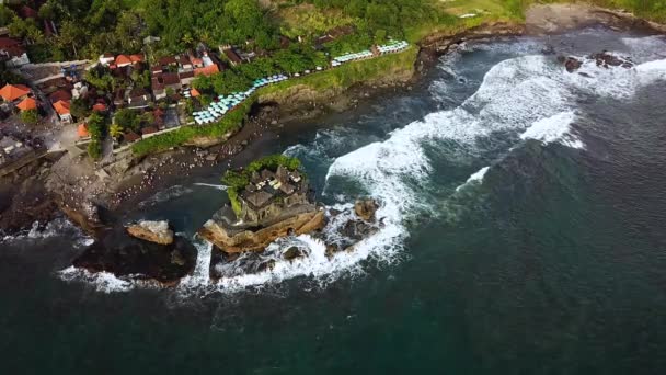 Légi Felvétel Uluwatu Templomról Partvidékről — Stock videók