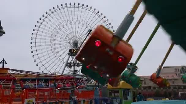 Pariserhjul Och Karusellform Cosmoworld Yokohama Japan — Stockvideo