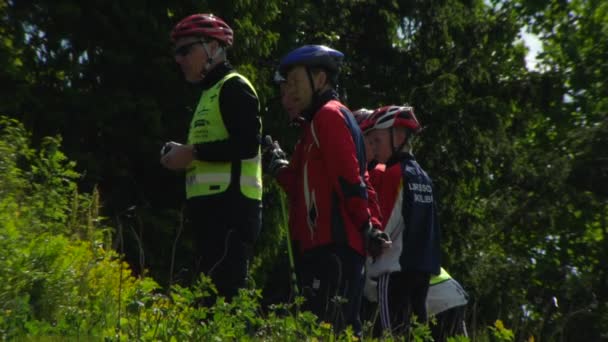 Entrenamiento Esquí Sobre Ruedas Colina Cerca Del Salto Esquí Holmenkollen — Vídeos de Stock