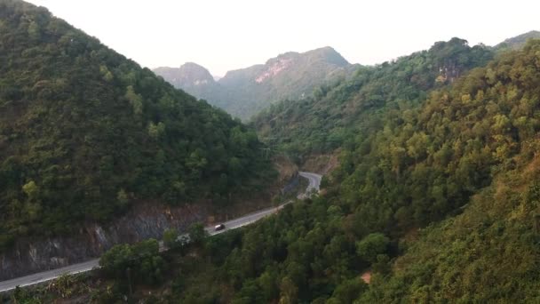 Cesta Horách Lesích Cat Island Long Bay Vietnam Drone Záběry — Stock video