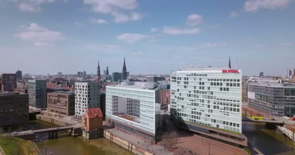 Vista Aérea Hafencidade Hamburgo Com Elbphilharmonie Edifício Escritórios — Vídeo de Stock