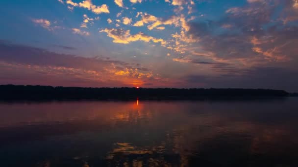 Zgasła Sekwencja Wschodu Słońca Nad Rzeką Niagarą Tym Razem Przeterminowane — Wideo stockowe