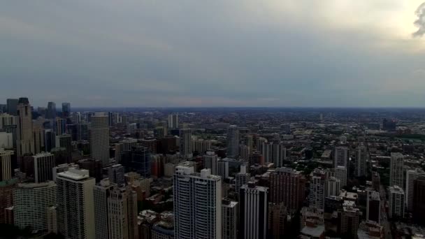 Overcast Aerial View Panning Downtown Chicago Stunning Fps Footage — Stock Video