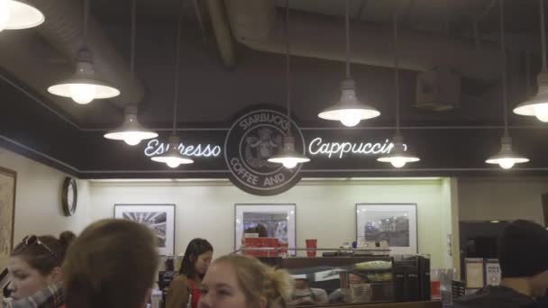 Εσωτερικό Της Πρώτης Starbucks Στο Σιάτλ Ουάσιγκτον — Αρχείο Βίντεο