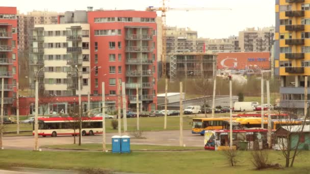 Parking Dla Autobusów Timelapse Ciągu Dnia — Wideo stockowe