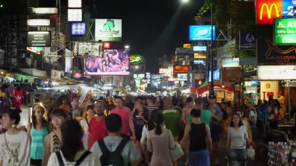 Una Calle Concurrida Con Gente Caminando Khao San Road Bangkok — Vídeos de Stock