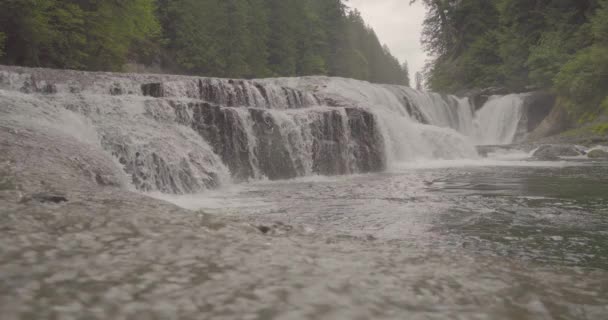 Ainda Tiro Cachoeira Suave Rio Noroeste Pacífico — Vídeo de Stock